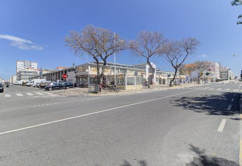Apartamento T3 | 3.º Andar | Sul/Nascente | Vila Real de Santo António