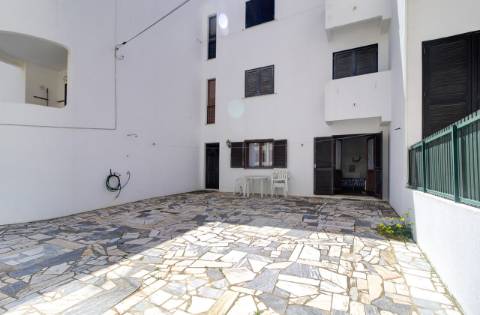 Apartamento T1 com Terraço Privativo de 90 m² - Um Exclusivo em Monte Gordo