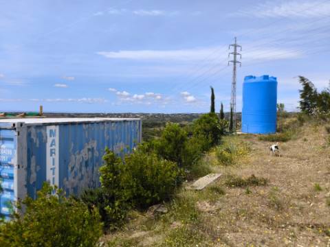 TERRENO COM 56.950 M2 - COM FURO - DEPOSITO DE ÁGUA - VISTA MAR - EM V. N. CACELA - VRSA - ALGARVE