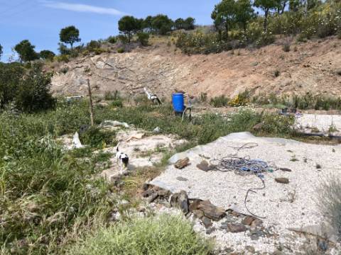 TERRENO COM 56.950 M2 - COM FURO - DEPOSITO DE ÁGUA - VISTA MAR - EM V. N. CACELA - VRSA - ALGARVE