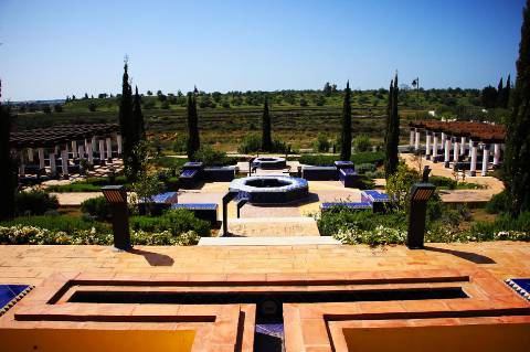 Magnífica Moradia de Charme com Vista Panorâmica Deslumbrante e Piscina Privativa