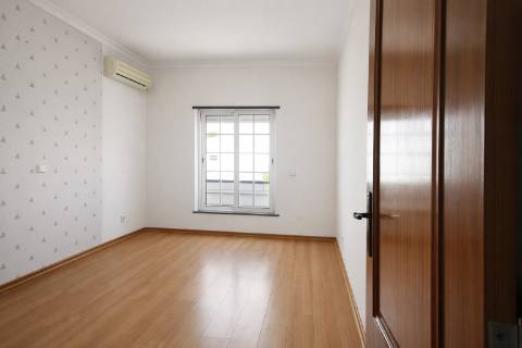 Vila Nova de Cacela, Andar de Moradia T2+1 com terraços