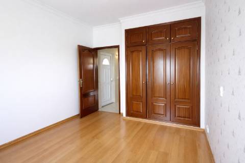 Vila Nova de Cacela, Andar de Moradia T2+1 com terraços