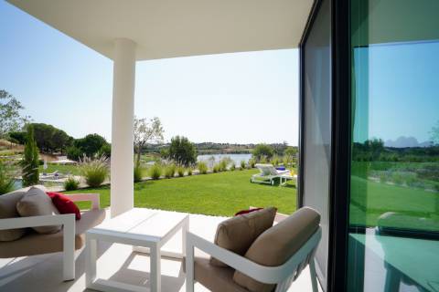 Apartamento T2 com terraço 43.02m2 sito no Golf Monte Rei
