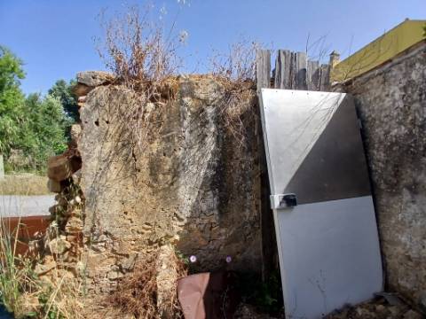 Moradia térrea para habitação em Moncarapacho - Olhão