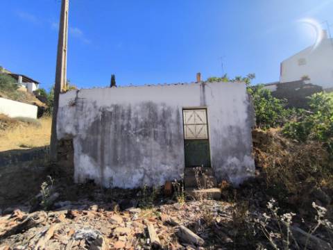 TERRENO URBANO COM 137 M² - POSSIBILIDADE DE CONSTRUIR UMA MORADIA - EM GUERREIROS DO RIO - ALCOUTIM