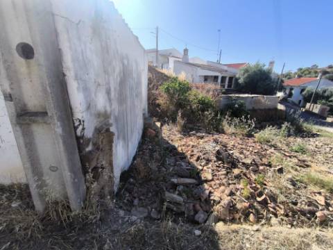 TERRENO URBANO COM 137 M² - POSSIBILIDADE DE CONSTRUIR UMA MORADIA - EM GUERREIROS DO RIO - ALCOUTIM