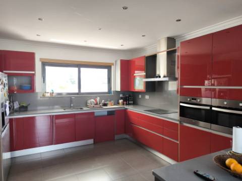 MORADIA COM PISCINA - COM 888 M² - VISTA MAR - EM SÃO BARTOLOMEU - A POUCOS MINUTOS DA PRAIA VERDE - CASTRO MARIM - ALGARVE