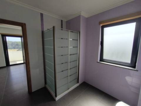 MORADIA COM PISCINA - COM 888 M² - VISTA MAR - EM SÃO BARTOLOMEU - A POUCOS MINUTOS DA PRAIA VERDE - CASTRO MARIM - ALGARVE