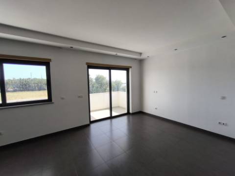 MORADIA COM PISCINA - COM 888 M² - VISTA MAR - EM SÃO BARTOLOMEU - A POUCOS MINUTOS DA PRAIA VERDE - CASTRO MARIM - ALGARVE