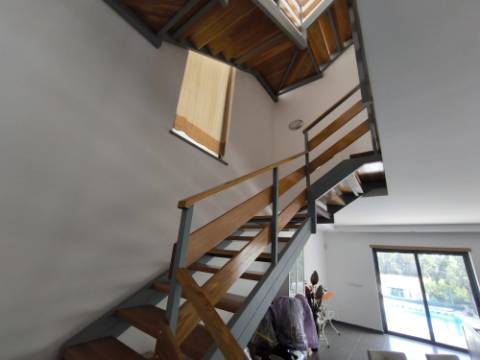 MORADIA COM PISCINA - COM 888 M² - VISTA MAR - EM SÃO BARTOLOMEU - A POUCOS MINUTOS DA PRAIA VERDE - CASTRO MARIM - ALGARVE