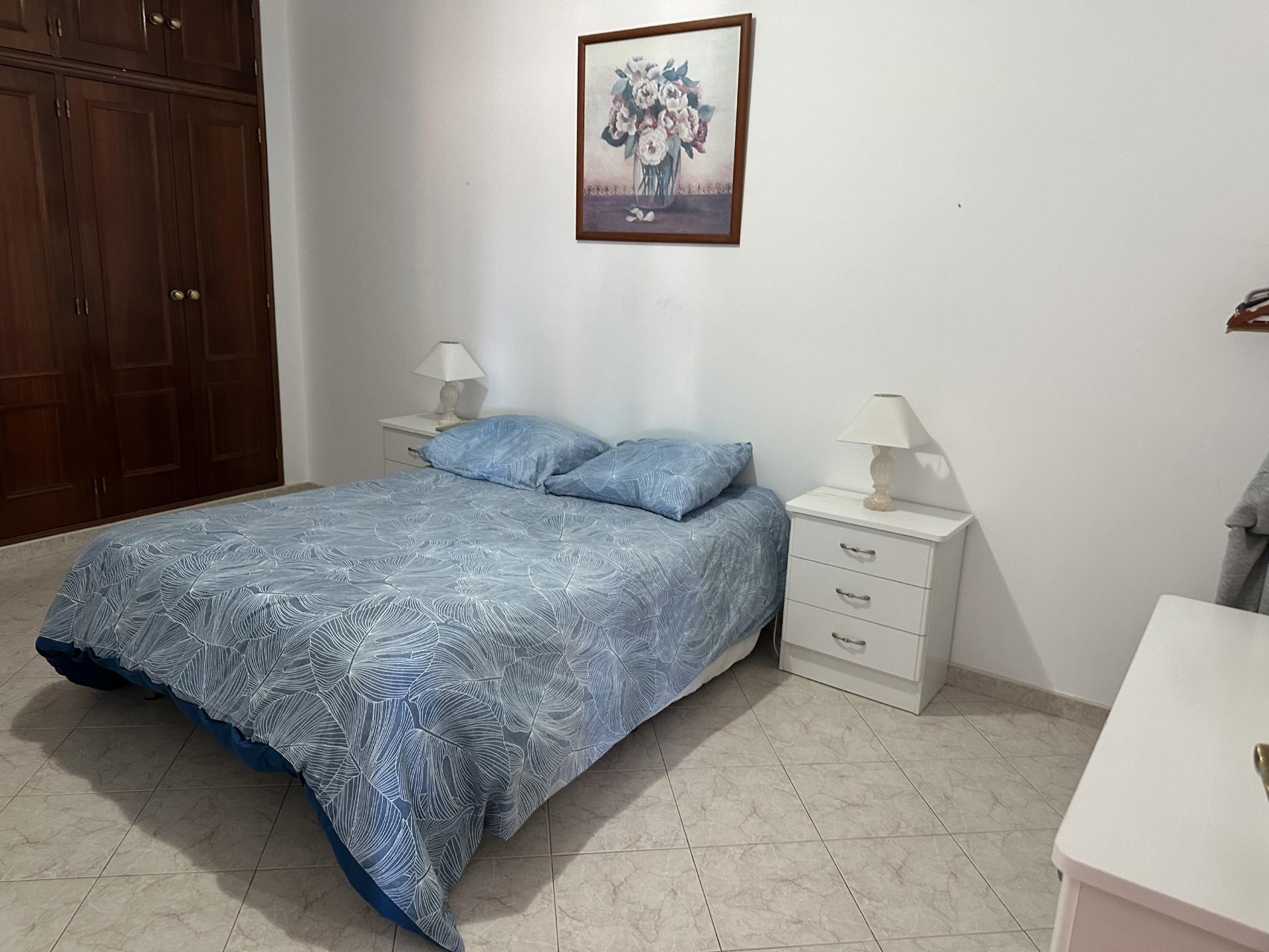 Moradia Bi-Familiar com vista mar na Fuseta!