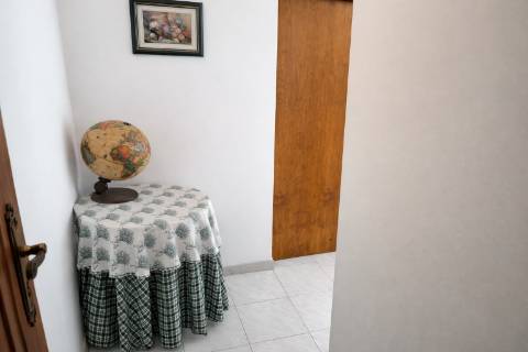 APARTAMENTO T3 COM DUAS CASAS DE BANHO - COM ARRECADAÇÃO NO SÓTÃO - DUAS VARANDAS - NO CENTRO DE VILA REAL DE SANTO ANTONIO - ALGARVE