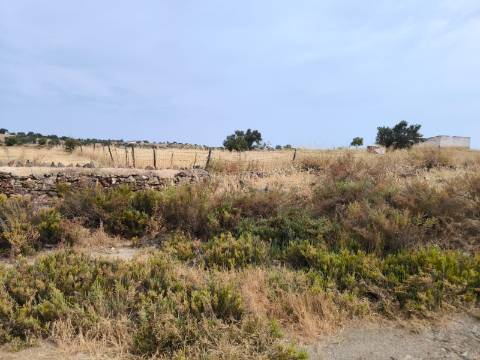 TERRENO MISTO COM 34680 M2 - AREA URBANA 680 M2 - NAS SALINAS - PLANO - CASTRO MARIM - ALGARVE