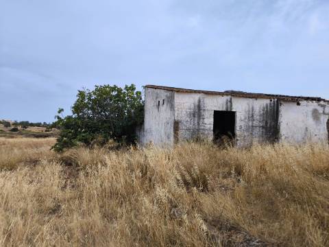 TERRENO MISTO COM 34680 M2 - AREA URBANA 680 M2 - NAS SALINAS - PLANO - CASTRO MARIM - ALGARVE