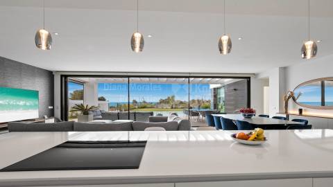 Lote para Construção de Moradia T3 com Piscina - Luz, Lagos