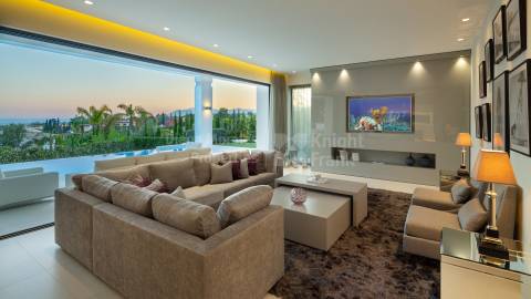 Lote para Construção de Moradia T3 com Piscina - Luz, Lagos