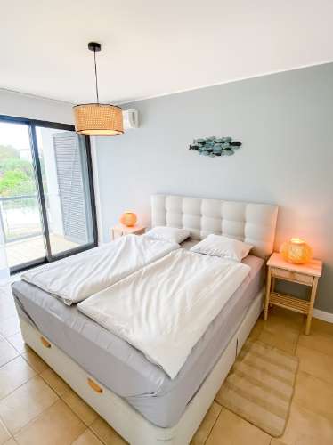 Moradia T3 geminada em condomínio fechado Ocean View