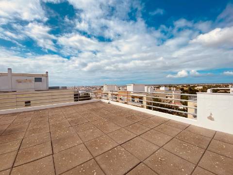 Apartamento T2 com Lugar de Garagem - Olhão