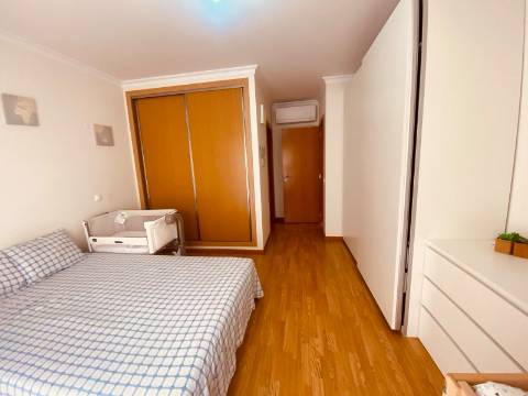 Apartamento T2 com Lugar de Garagem - Olhão