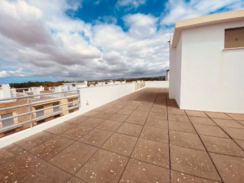 Apartamento T2 com Lugar de Garagem - Olhão