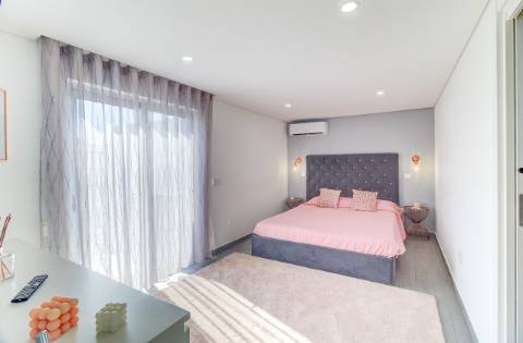 T0+3 Duplex Exclusivo com Mais de 76 m² de Terraços | Centro de Vila Real de Santo António