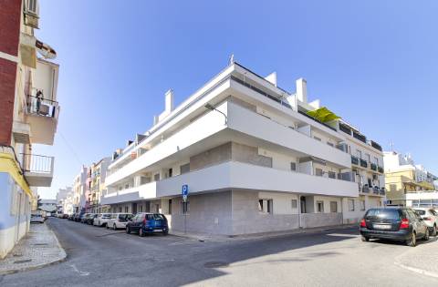 T0+3 Duplex Exclusivo com Mais de 76 m² de Terraços | Centro de Vila Real de Santo António