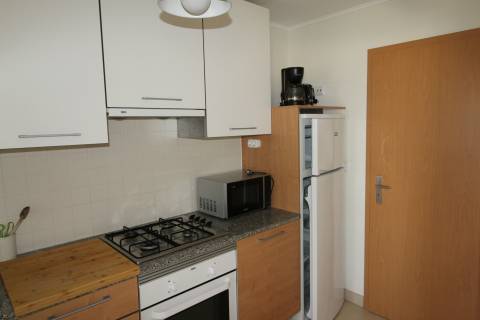 T2 top floor disponível para arrendamento anual em Conceição de Tavira