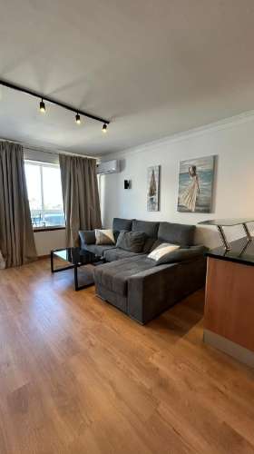 T1+1 Renovado com Vista Mar em Vilamoura - Elegância, Conforto e Localização de Excelência
