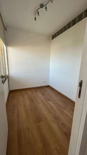 T1+1 Renovado com Vista Mar em Vilamoura - Elegância, Conforto e Localização de Excelência
