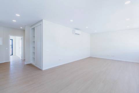 Apartamento T2 com Roof Top Privativo vista mar - LiveAlgarve | Moncarapacho