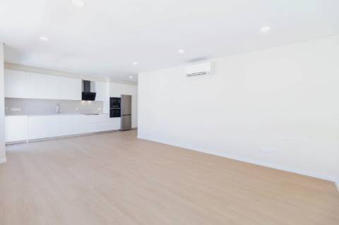 Apartamento T2 com Roof Top Privativo - LiveAlgarve | Moncarapacho