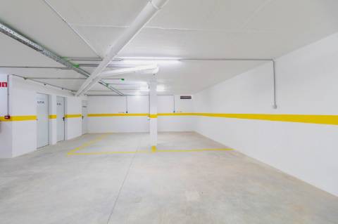 Apartamento T2 com Roof Top Privativo - LiveAlgarve | Moncarapacho