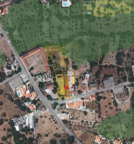 Terreno com elevado potencial de investimento em Farrobo - São Brás de Alportel