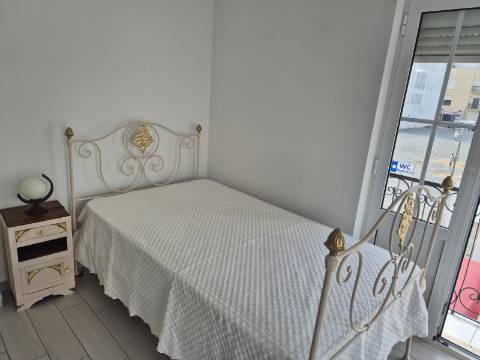 Apartamento no centro de Vila Real de Santo Antonio para arrendamento