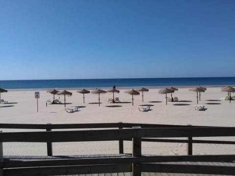 Apartamento T1 para arrendamento temporário em Monte Gordo