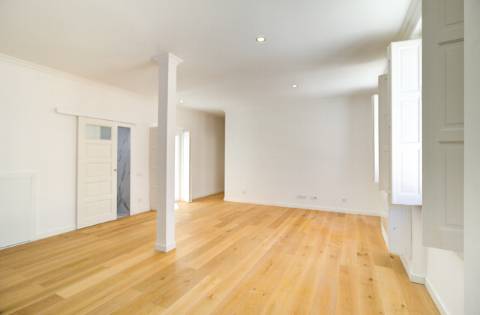Fantástico T2 remodelado em Vila Real de Santo António