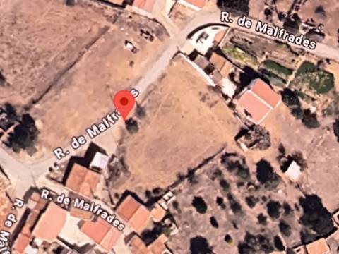 MORADIA COM TERRENO EM RUINAS - COM 600 M2 - PARA HABITAÇÃO - TURISMO - COM TERRENO DE 600 M2 - EM MILFRADES - VAQUEIROS - ALCOUTIM - ALGARVE