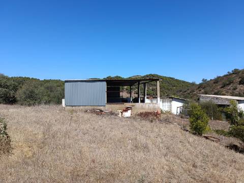 TERRENO RUSTICO COM 1.680 M2 EM FORTES - ODELEITE - CASTRO MARIM - ALGARVE
