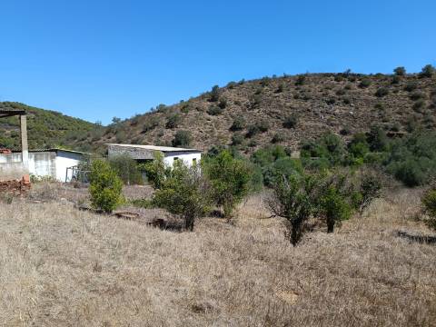 TERRENO RUSTICO COM 1.680 M2 EM FORTES - ODELEITE - CASTRO MARIM - ALGARVE