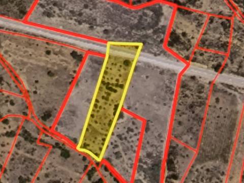 TERRENO RUSTICO COM 3080 M2 - PLANO COM MUITOS SOBREIROS - ASFALTO - PROXIMO AO VALE DO PEREIRO EM ODELEITE - CASTRO MARIM - ALGARVE