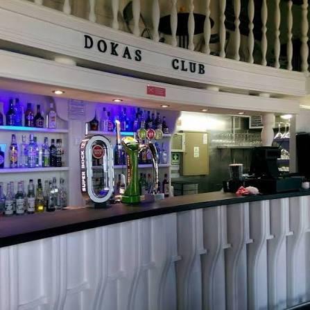 Excelente Oportunidade: Bar para Trespasse com Vista para a Ria de Olhão