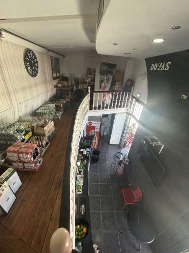 Excelente Oportunidade: Bar para Trespasse com Vista para a Ria de Olhão