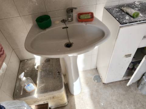 TERRENO DE 4600 M2 -COM FURO - POÇO - AGUA DA REDE ELETRICIDADE - NO MONTE DA CORTE DO GAGO - EM AZINHAL - CASTRO MARIM - ALGARVE