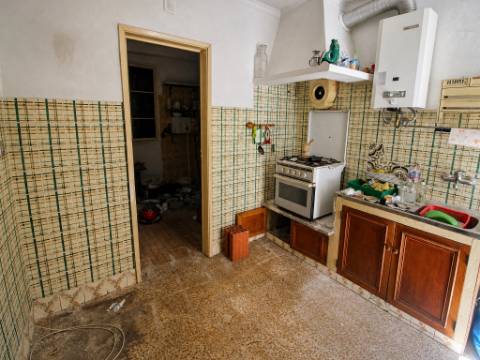 Moradia para recuperar em Tavira