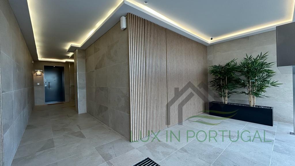 Apartamento T3 - Novo - Montijo