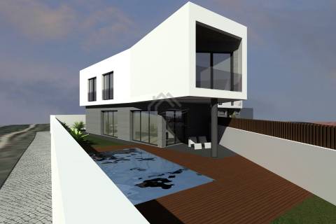 Moradia T4 com Piscina - Montijo