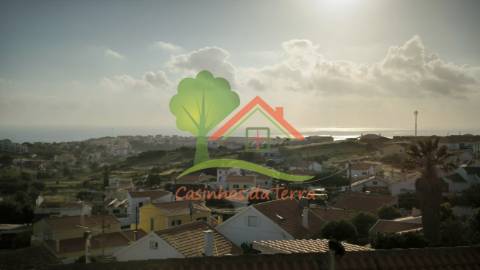  Moradia T5 com Vista de Mar Deslumbrante em Baleia, Carvoeira 