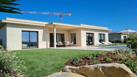 Moradia T5 em condominio privado