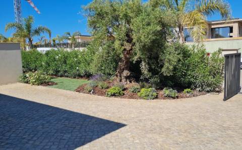 Moradia T5 em condominio privado